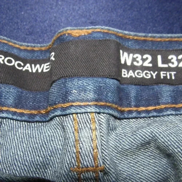 ROCAWEAR Baggy Fit Medium Wash Jeans Size 32 x 32 - Picture 4 of 5